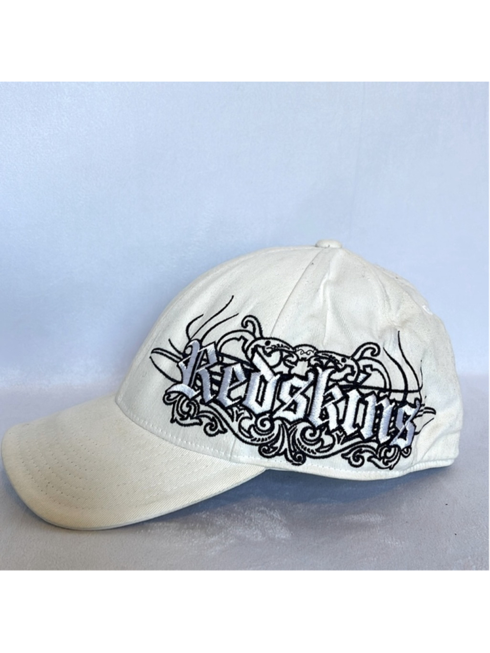 NFL Reebok Washington Redskins Embroidered Flexfit Football Hat Cap L/XL Cream